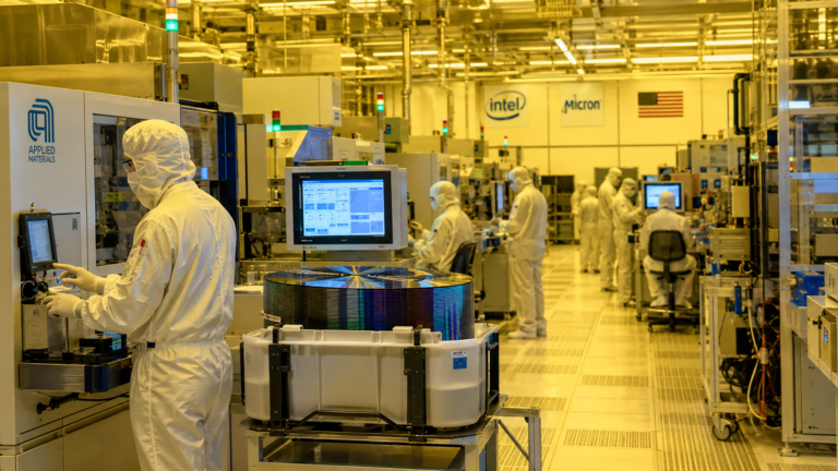 Apple amplia parceria com a Broadcom e injeta US$ 30 bilhões em chips fabricados nos EUA