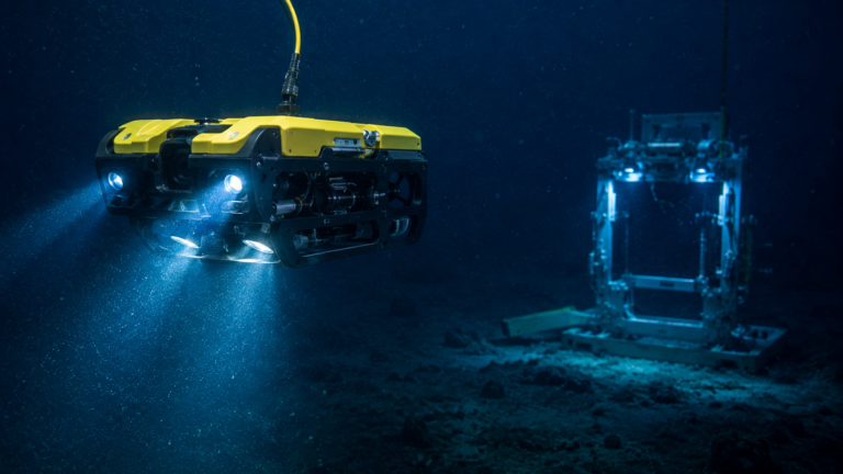Robô autônomo desenvolvido na Noruega passa a vigiar cabos submarinos de internet sem apoio humano